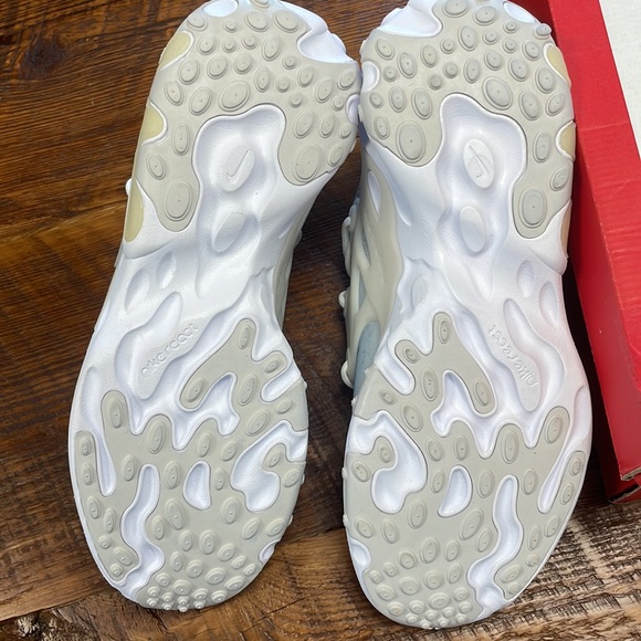 Nike React Presto Sneakers - Picture 6 of 6